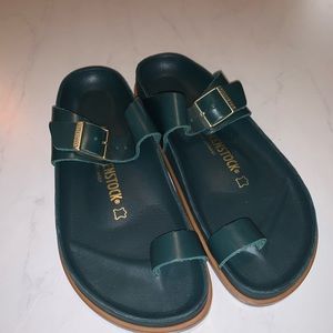 *Rare* Birkenstock Ciney in Alsa Green.